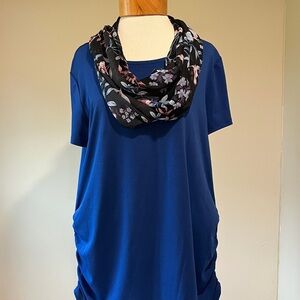 Elle Blue Short Sleeve Tunic with Detachable Scarf Size Large